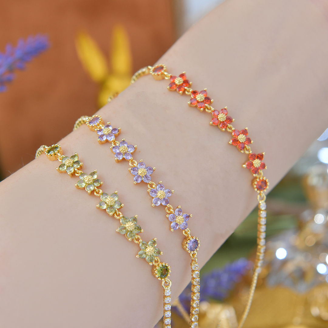 Adjustable Luxury Zirconia Flower Bracelet