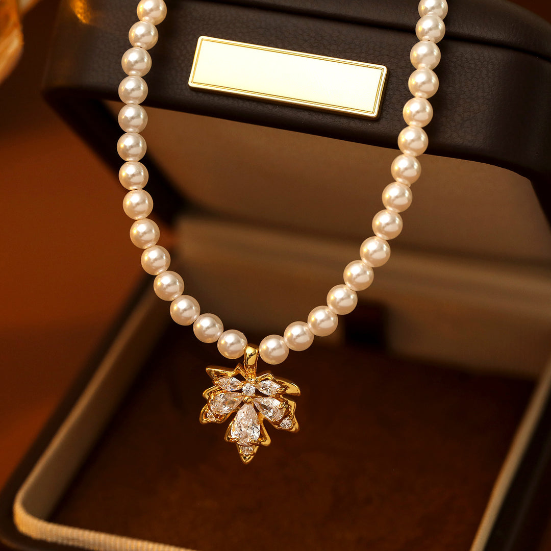 Maple Leaf Pearl Pendant Necklace