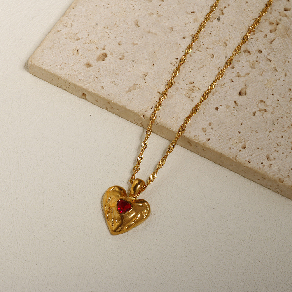 Red Heart Gold Pendant Necklace