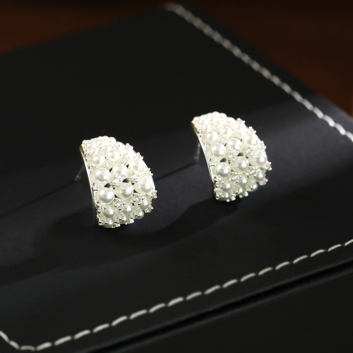 Pearl Cluster Curved Stud Earrings