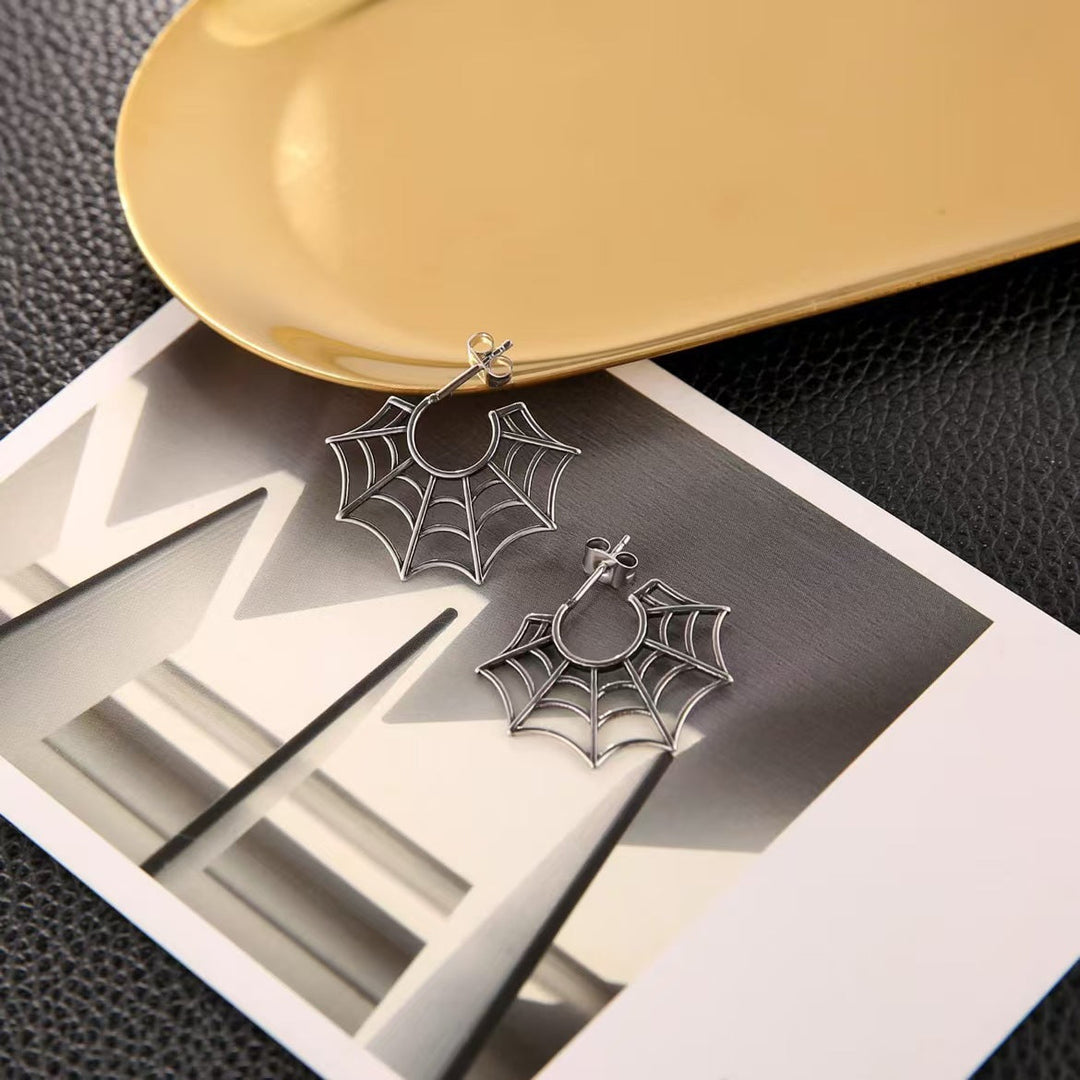 Hollow Spider Web Halloween Stud Earrings
