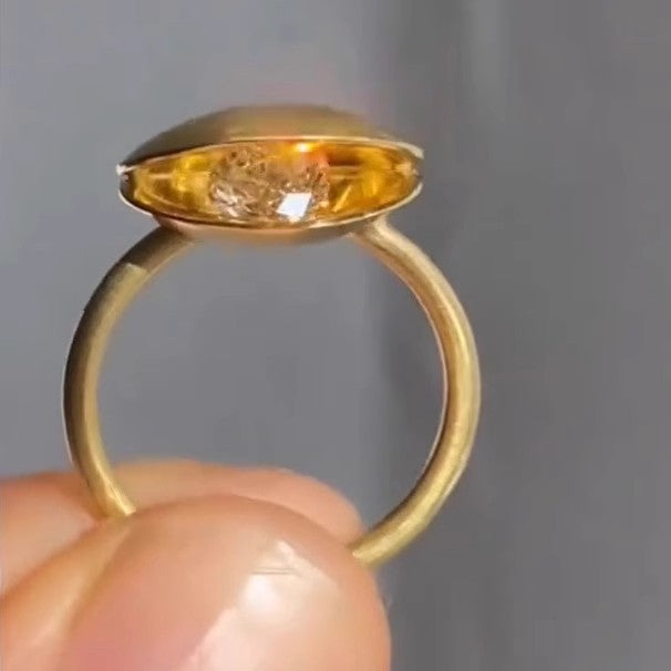 Gold Shell Ring with Zircon