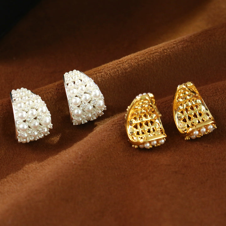 Pearl Cluster Curved Stud Earrings