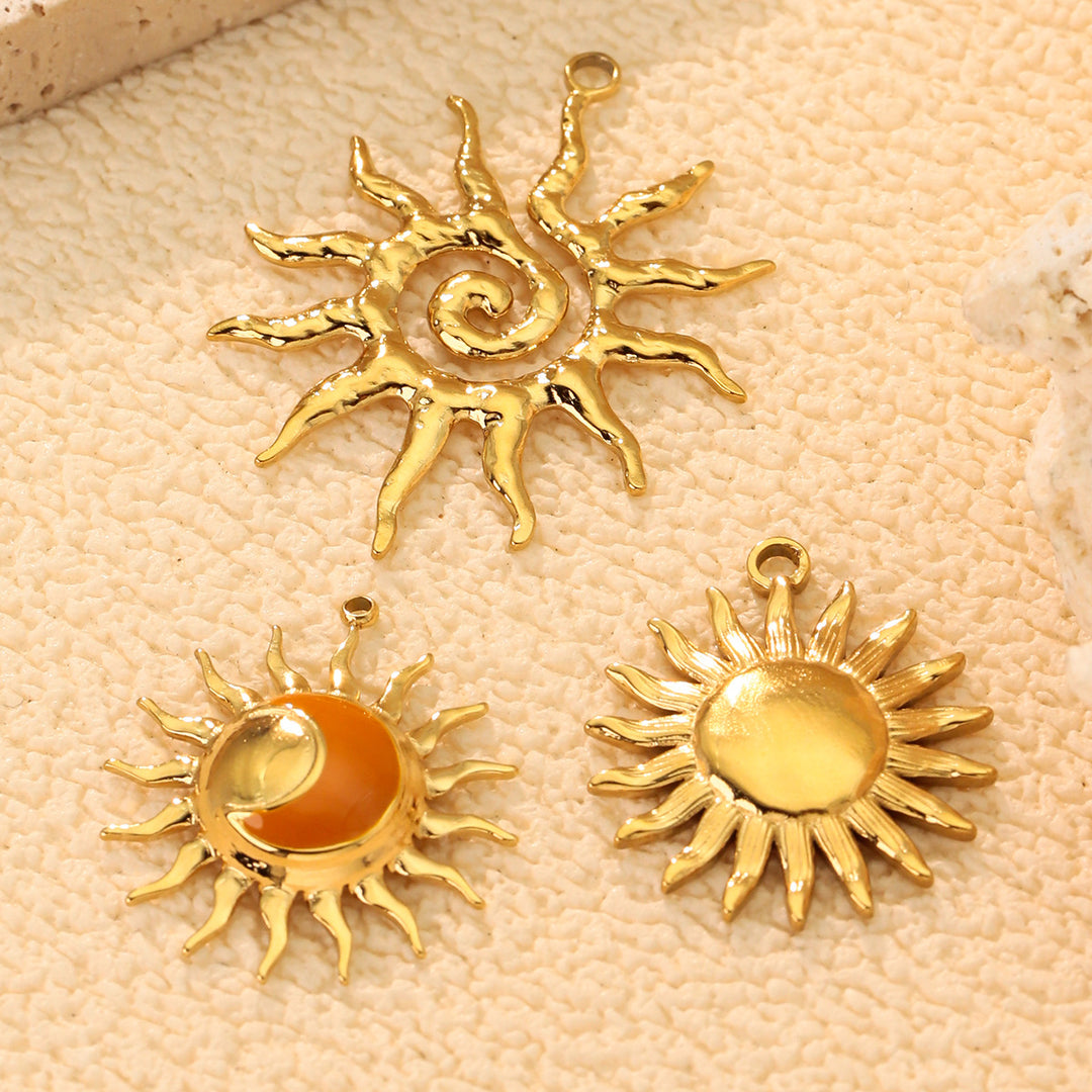 Spiral Sun Pendant Snake Chain Stacked Necklace