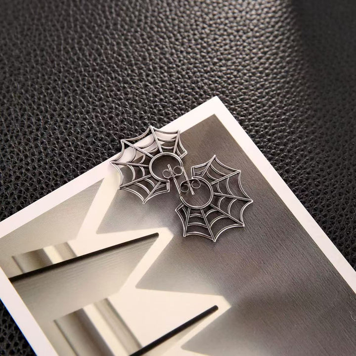 Hollow Spider Web Halloween Stud Earrings