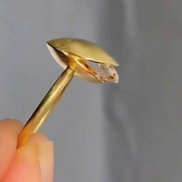 Gold Shell Ring with Zircon