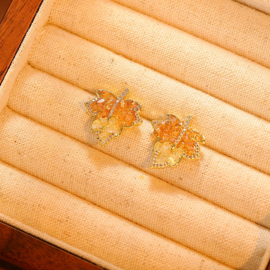 Gold Maple Leaf Pendant Jewelry
