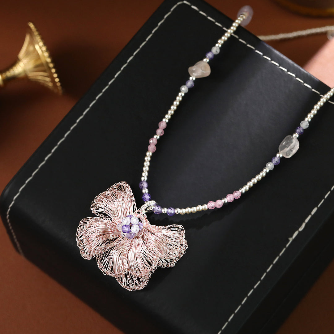 Romantic Wire Flower Pendant Necklace