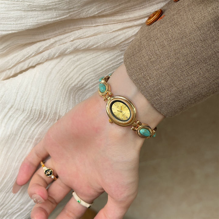 Luxury Retro Chain Bracelet Watch For Women