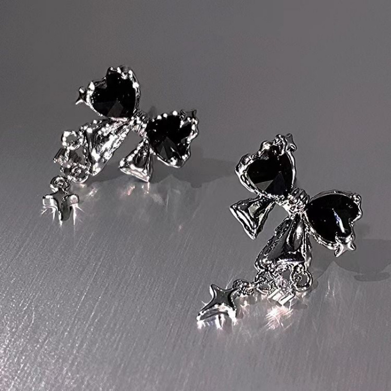 Sparkling Bow-Shaped Zirconia Stud Earrings