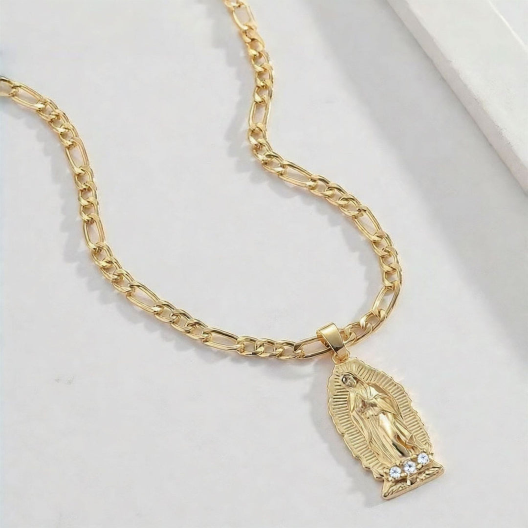 Zirconia Head Pendant Chain Necklace