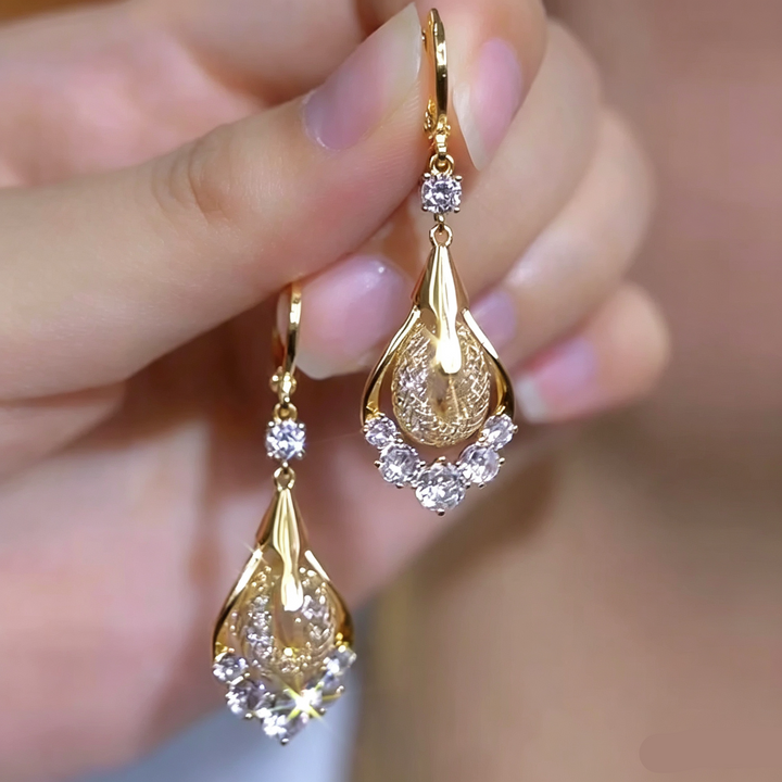 Teardrop Zircon Gold Wire Dangle Daily Earrings