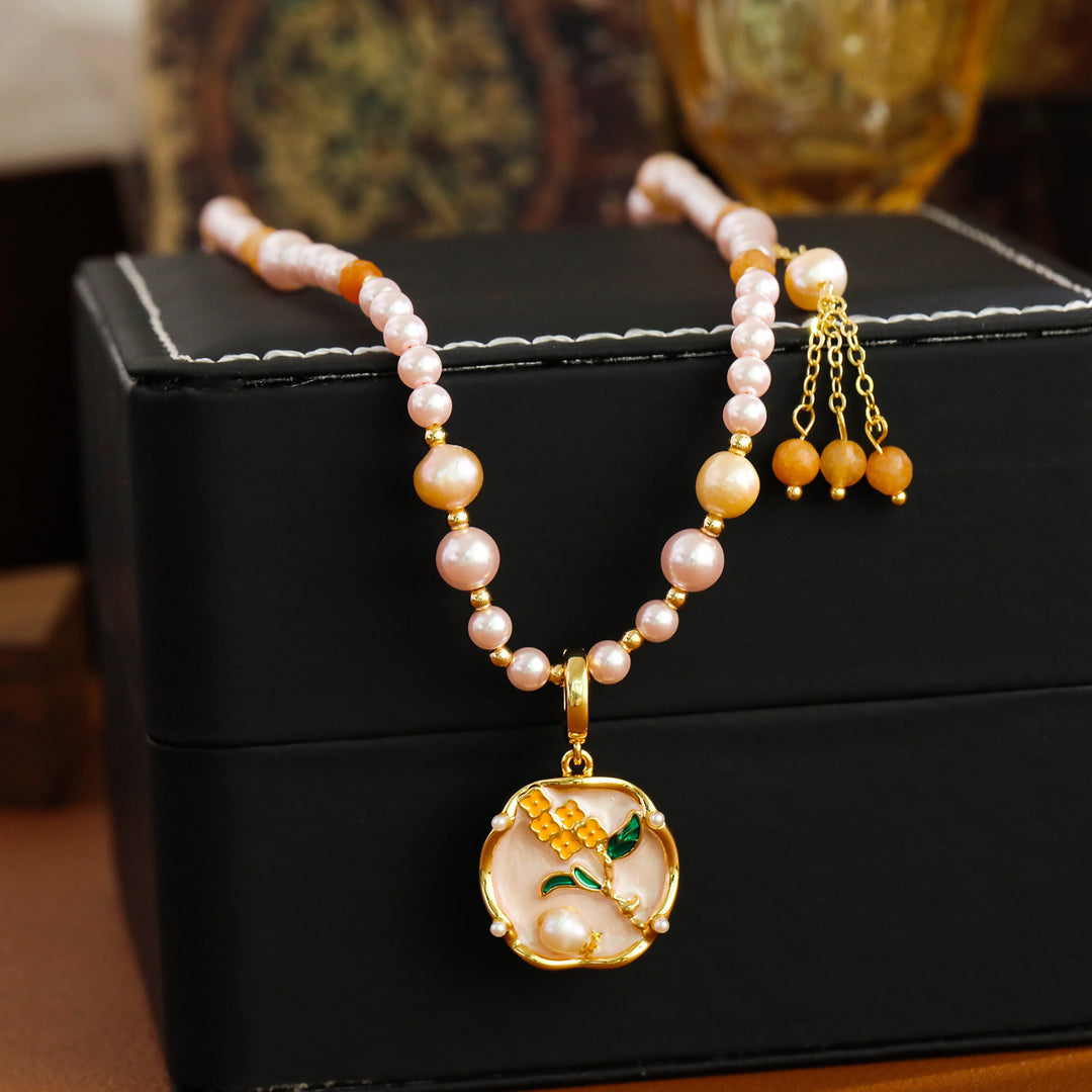 Pearl Floral Pendant Beaded Necklace