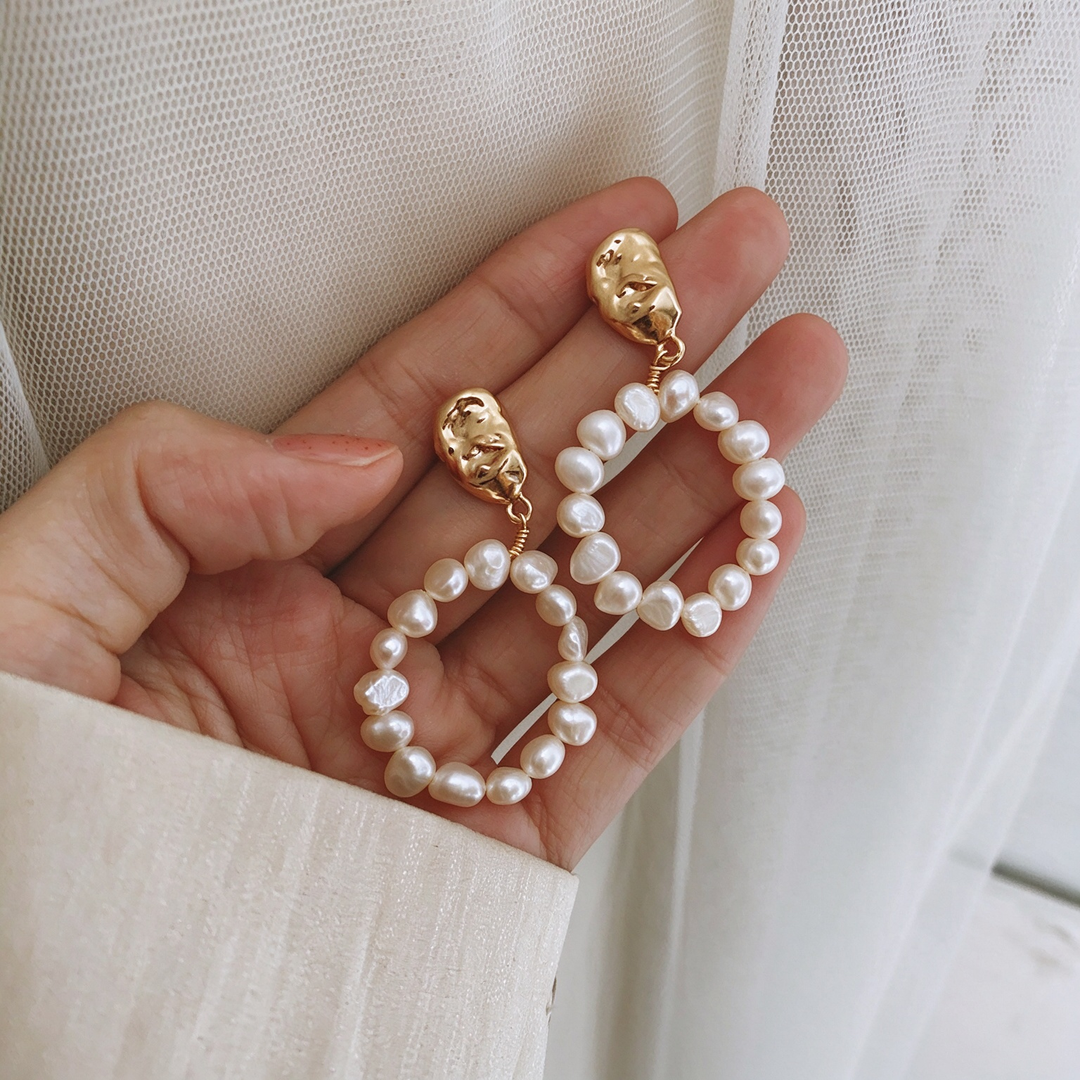 Baroque Pearl Circle Drop Earrings