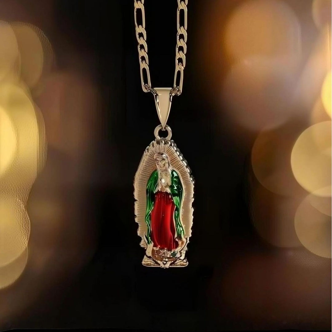 Zirconia Head Pendant Chain Necklace