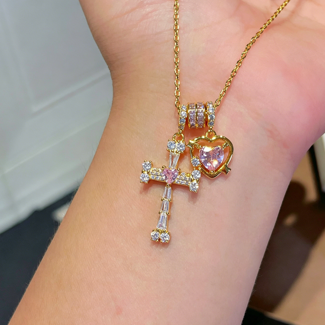Cute Charm Pendant Necklace Set for Women