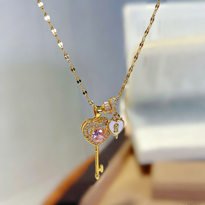 Cute Charm Pendant Necklace Set for Women