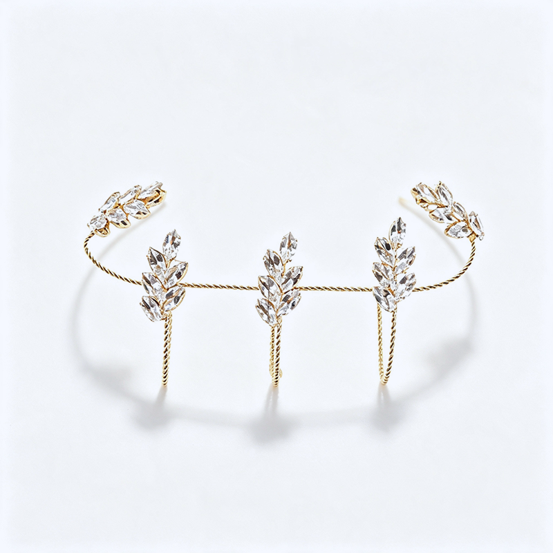 Zircon Leaf Linked Finger Bracelet