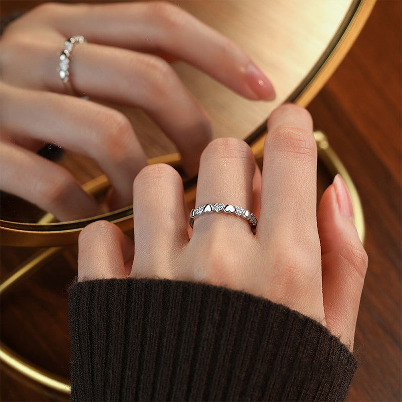 Minimal Heart Shape Zircon Adjustable Ring