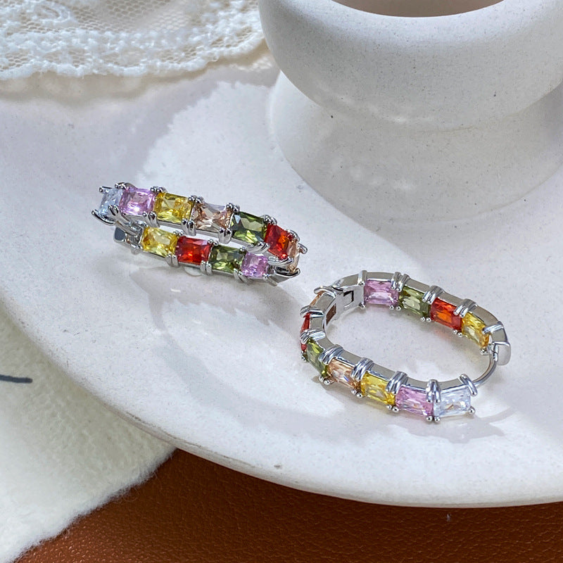 Shiny Rainbow Zircon Minimalist Huggie Ear Buckles