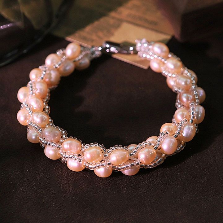 Twisted Freshwater Pearl Beaded Bracelet