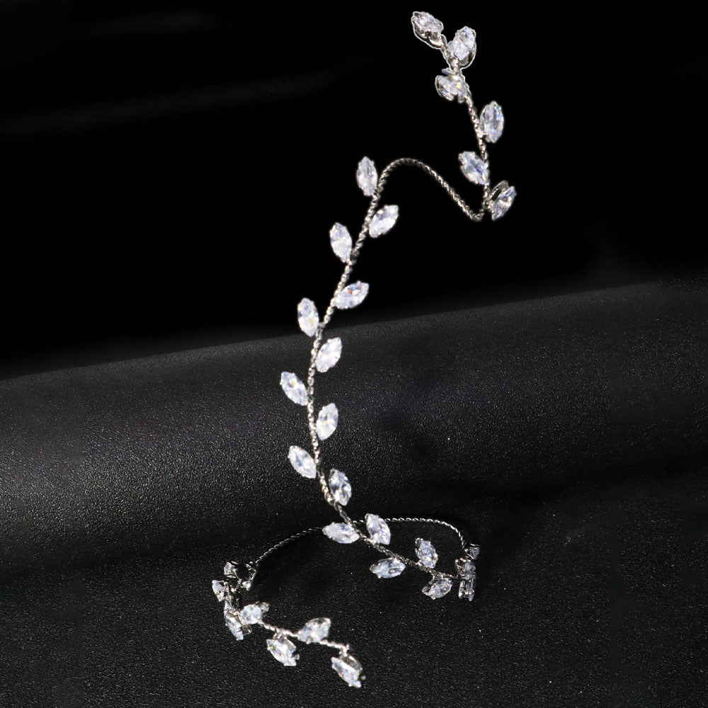 Zircon Leaf Linked Finger Bracelet