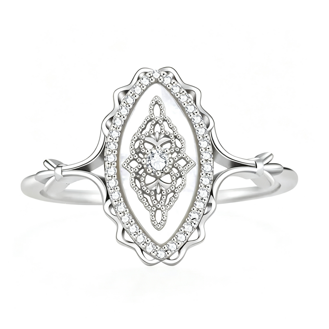 Oval Cutout Filigree Fashion Ring