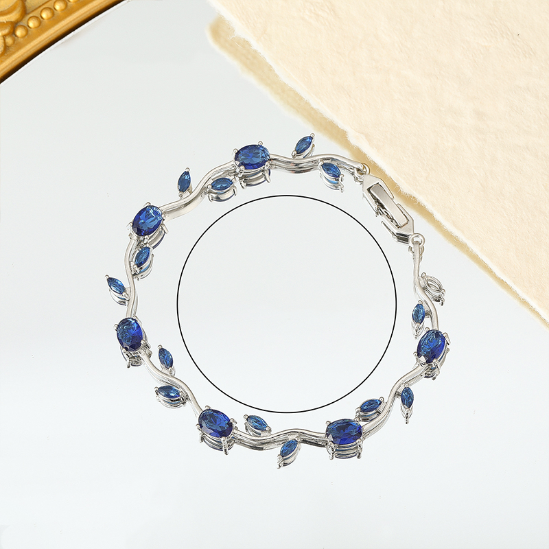 Luxury Zircon Gold-Plated Bracelet