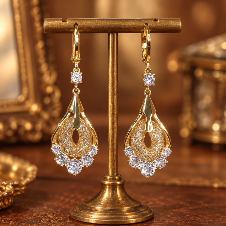 Teardrop Zircon Gold Wire Dangle Daily Earrings
