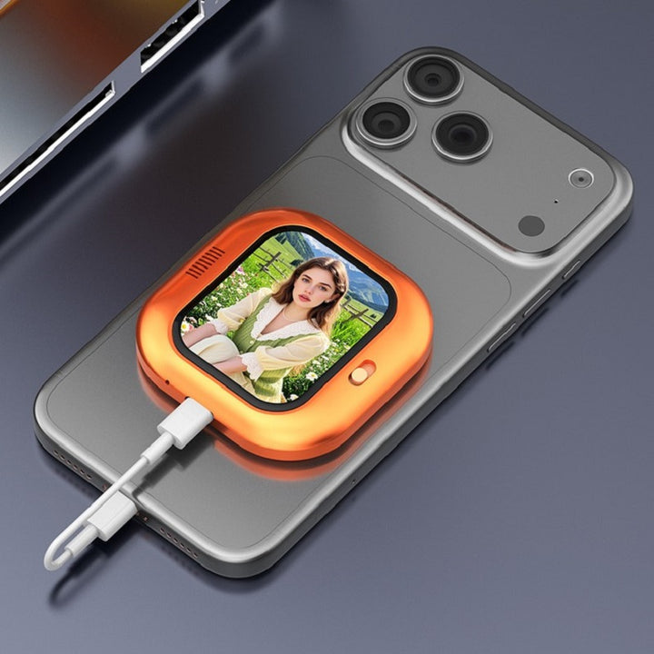 Selfie Screen – Magnetic Rear Camera Selfie Display