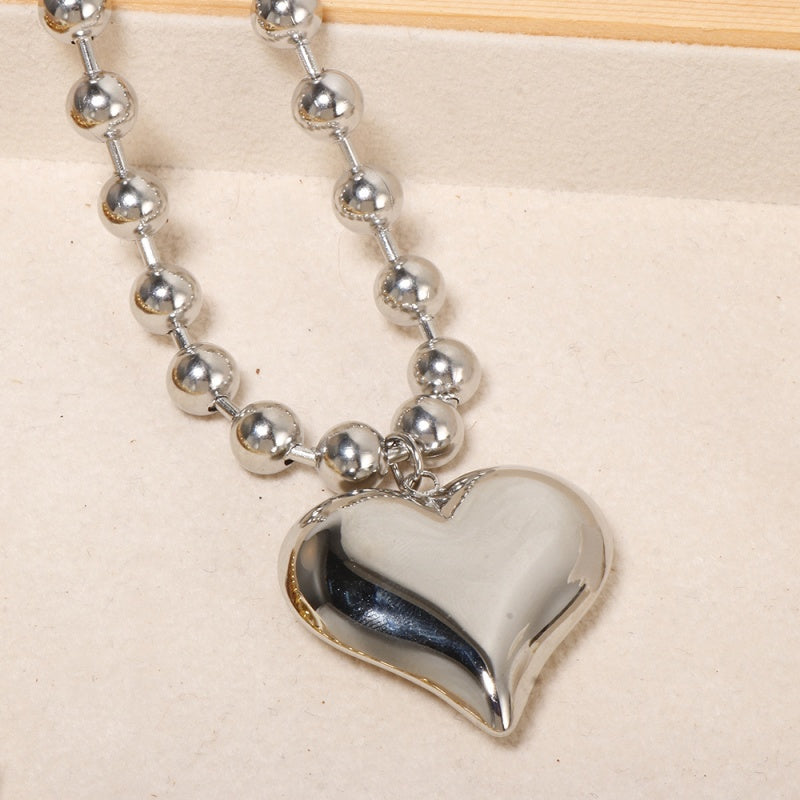 Gold Heart Pendant Beaded Necklace
