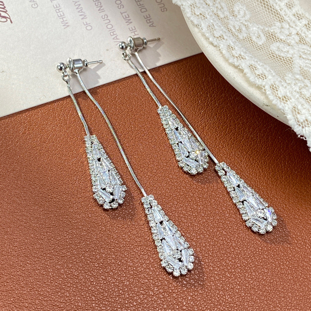 Linear Teardrop Zircon Dangling Earrings