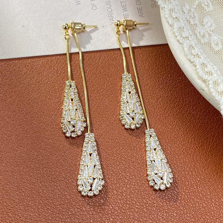 Linear Teardrop Zircon Dangling Earrings