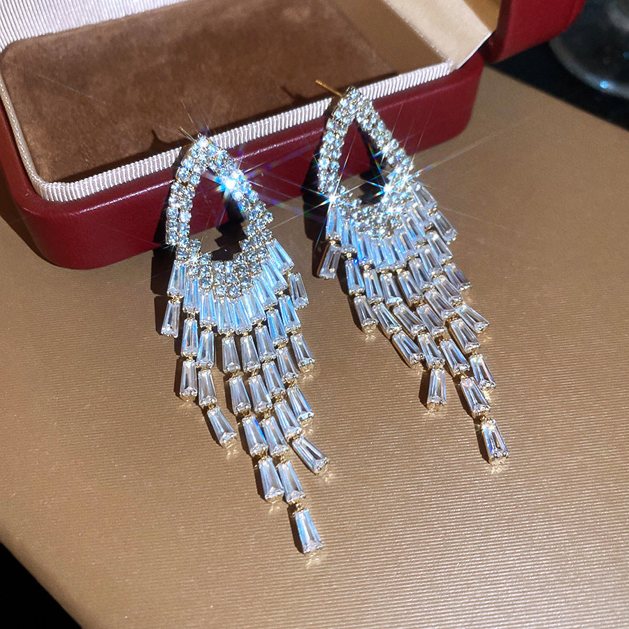 Rhombus Zircon Sparkle Tassel Earrings
