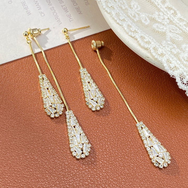 Linear Teardrop Zircon Dangling Earrings