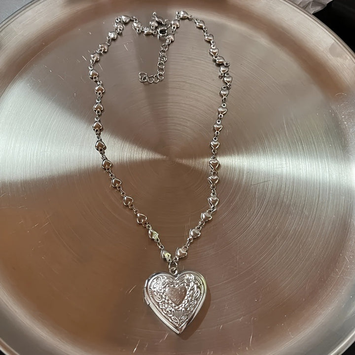 Gothic Heart Pendant Necklace Set