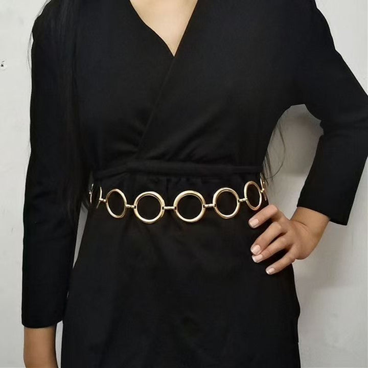 Oversized Circle Chain Belt