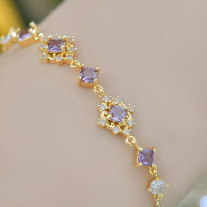 Luxurious Zircon Geometric Court Bracelet