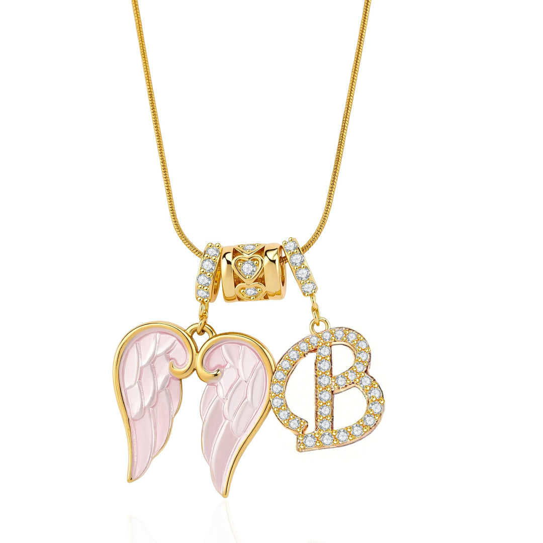Elegant and Luxurious Gold Pendant Necklace