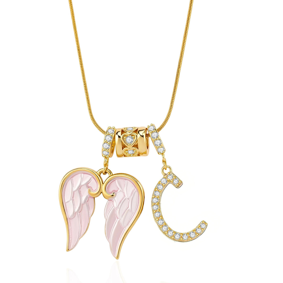 Elegant and Luxurious Gold Pendant Necklace