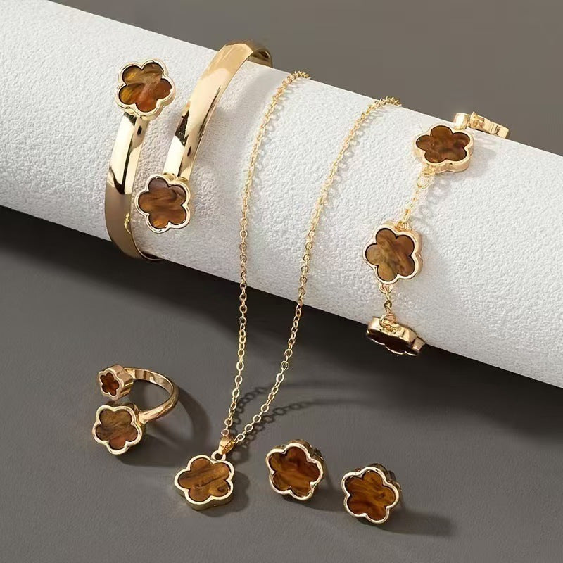 Lucky Five-Leaf Clover Jewelry Set
