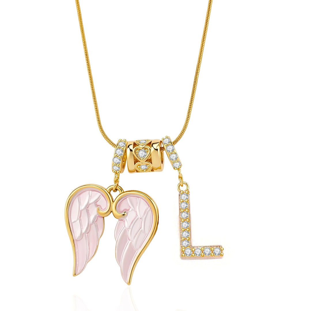Elegant and Luxurious Gold Pendant Necklace