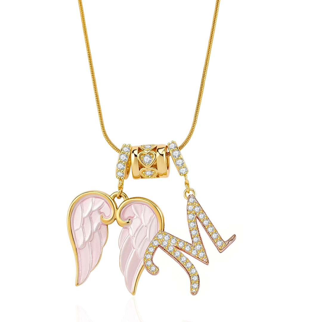 Elegant and Luxurious Gold Pendant Necklace