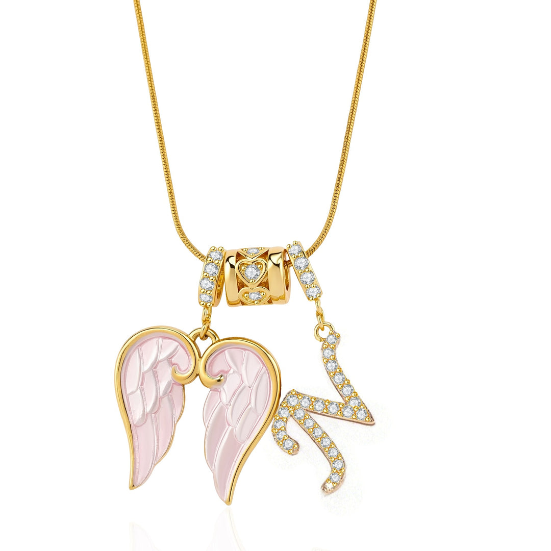 Elegant and Luxurious Gold Pendant Necklace