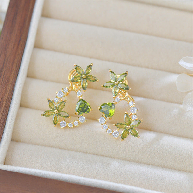 Garden Style Floral Pendant Jewelry Set