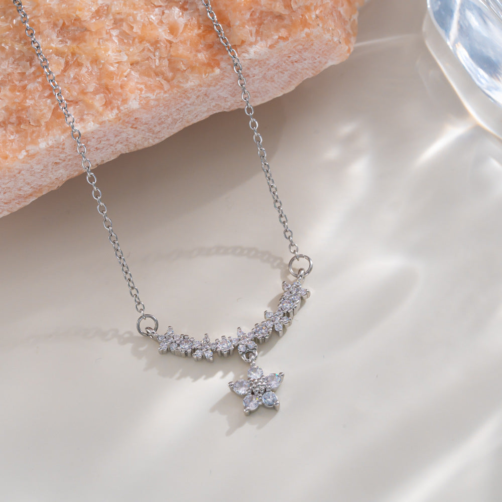 Minimalist Sparkle Floral Choker Necklace