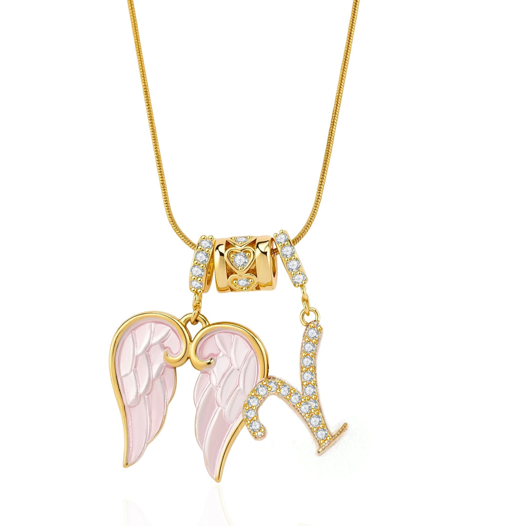 Elegant and Luxurious Gold Pendant Necklace