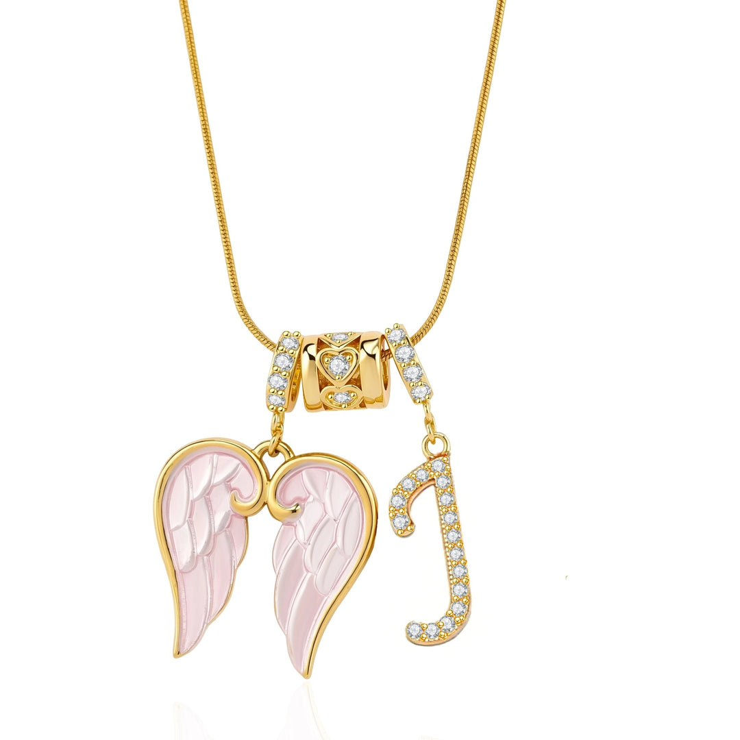 Elegant and Luxurious Gold Pendant Necklace