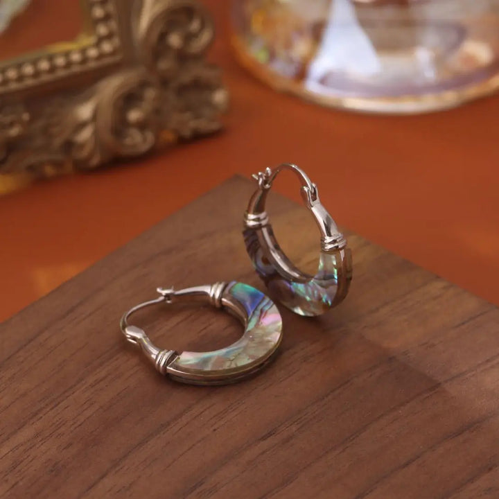 Abalone shell curved earrings