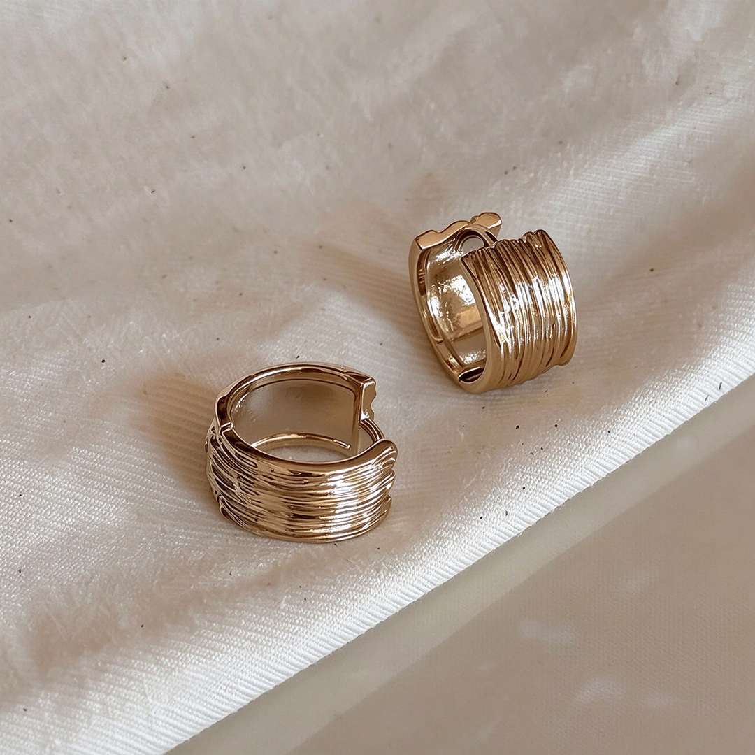 Layered Ribbed Gold Huggie Hoop Earrings